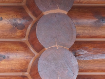 Герметизация швов деревянного дома по технологии «теплый шов»